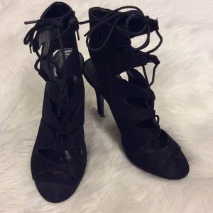 Chinese Laundry Suede Laceup Heel